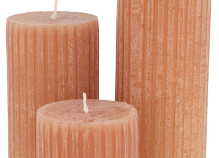 rustic candle with relief terra