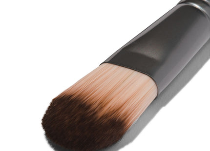 foundation brush 118