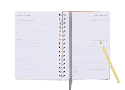 schoolagenda 24/25 met spiraal 21x15 kraft