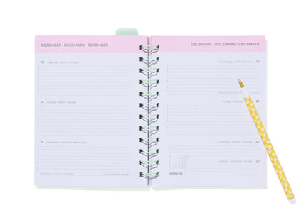 schoolagenda 24/25 met spiraal en insteekhoes 16.5x12.5 lila