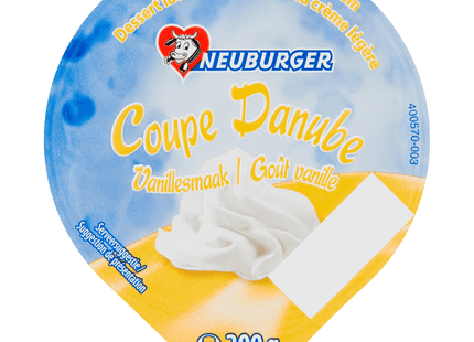 Neuburger Dessert with vanilla cream
