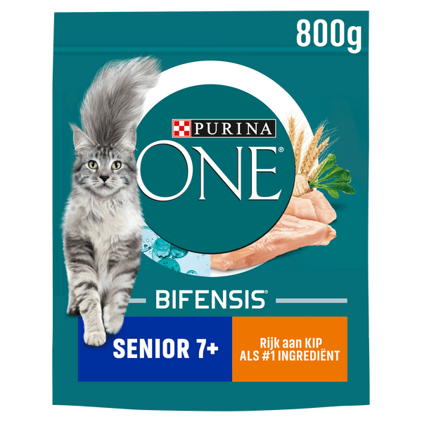 Purina One Senior 7+ cat food rich in chicken