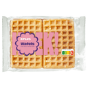 waffles with powdered sugar