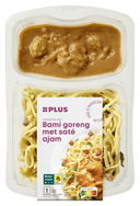 Fried Noodles with Chicken Satay
