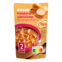 Heldere soep met fijngesneden ui