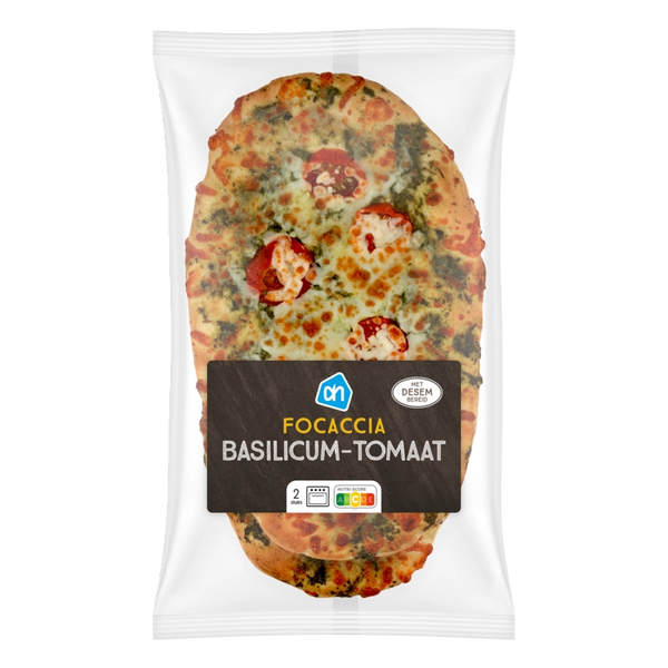 Focaccia mit Basilikum und Tomate