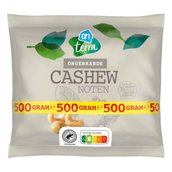 Raw cashew nuts