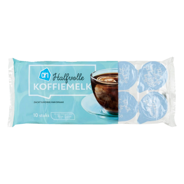 Halfvolle koffiemelk cups