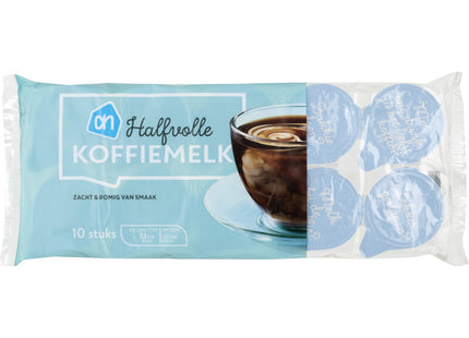 Halfvolle koffiemelk cups