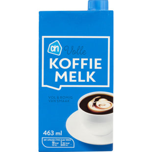 Vollständige Kaffeemilch