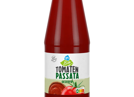 Biologisch Tomaten passata gezeefd