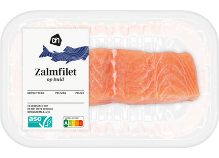 Zalmfilet op huid