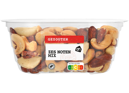 Zes noten mix gezouten