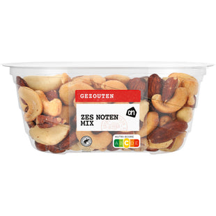 Zes noten mix gezouten