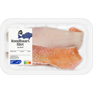 Roodbaarsfilet op huid