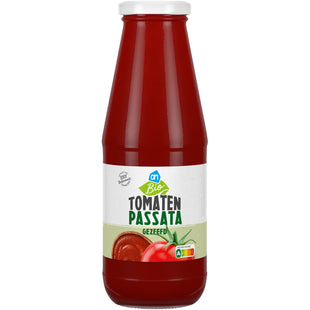 Biologisch Tomaten passata gezeefd