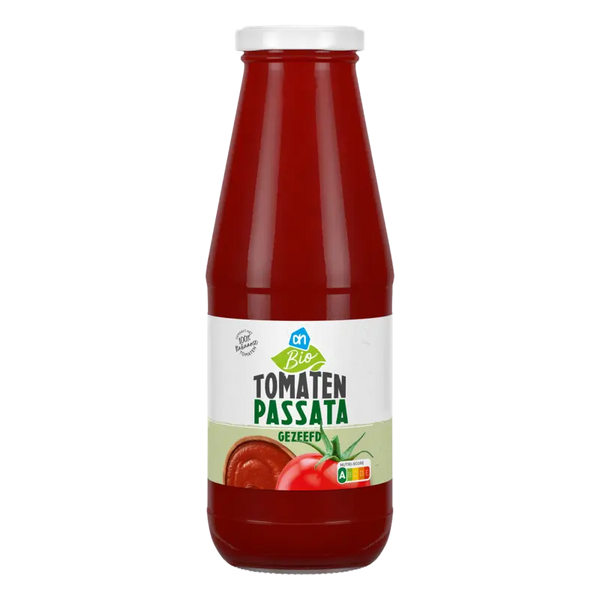 Biologisch Tomaten passata gezeefd