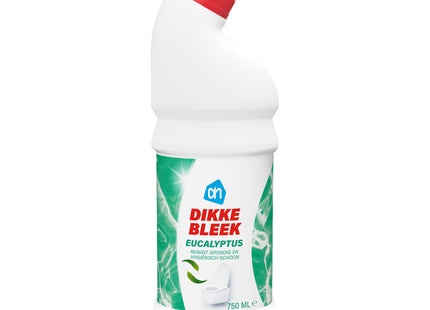 Dicker, heller Eukalyptus