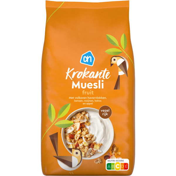 Knuspriges Müsli mit Früchten
