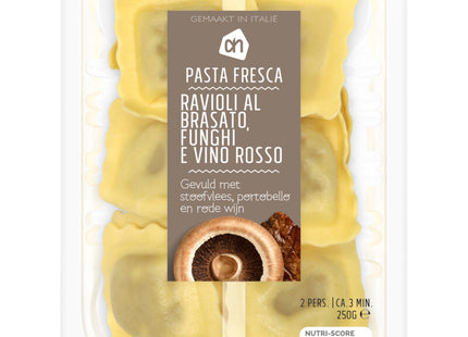 Ravioli brasato, funghi e vino rosso