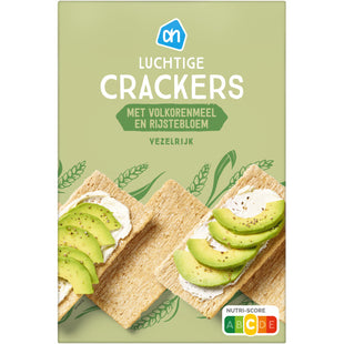 Luchtige crackers volkorenmeel
