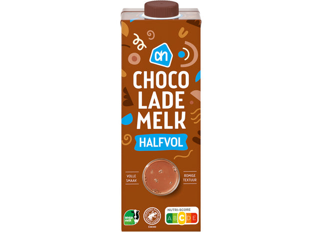 Schokoladenmilch halb voll