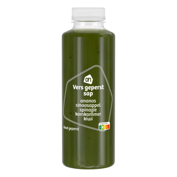 Frischer Saft Ananas Kiwi Gurke