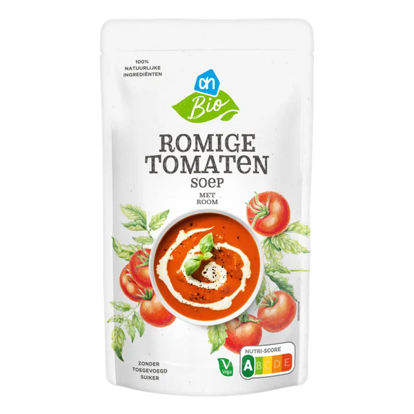 Biologische cremige Tomatensuppe mit Sahne