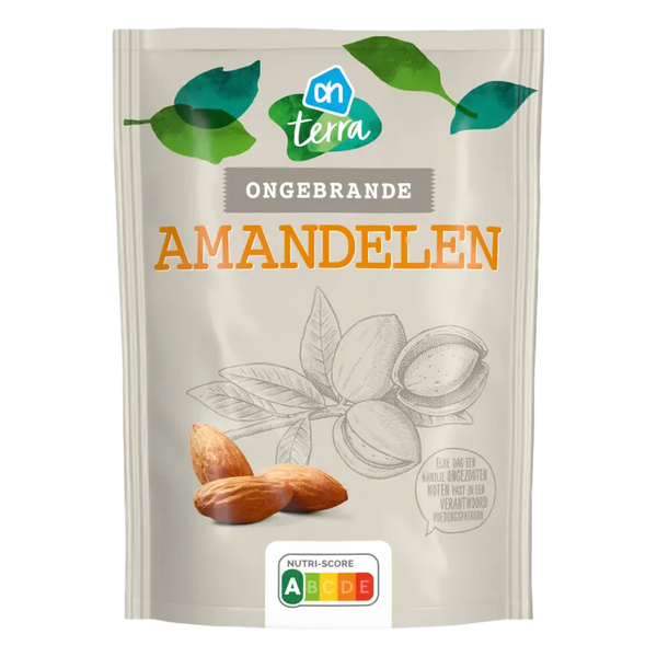 Raw almonds