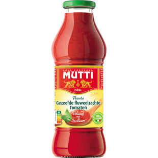 Mutti Passata gezeefde tomaten basilicum