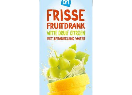 Frisse fruitdrank witte druif citroen