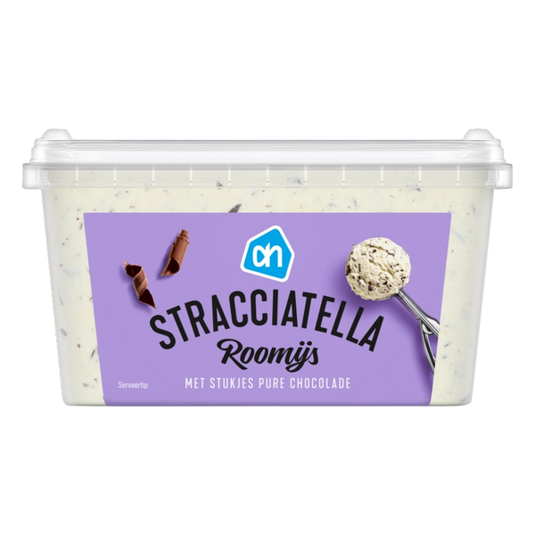 Cream ice cream stracciatella