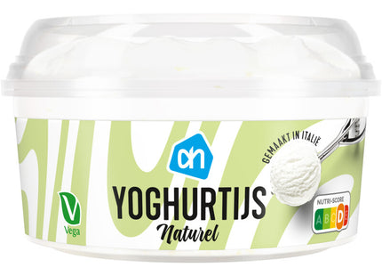 Yoghurt ice cream natural