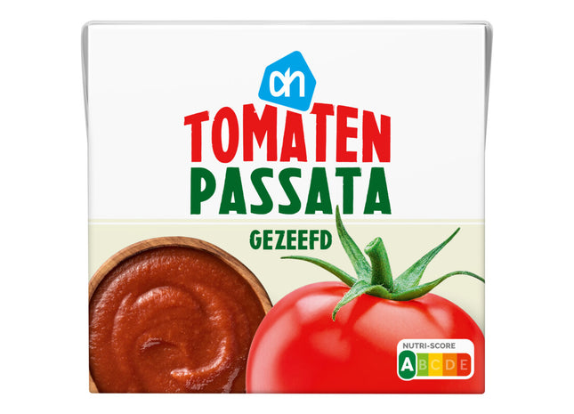 Tomaten gezeefd passata
