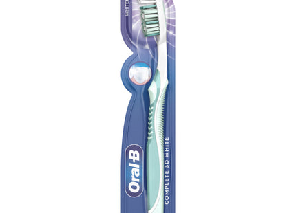 Oral-B 3D White fresh toothbrush medium