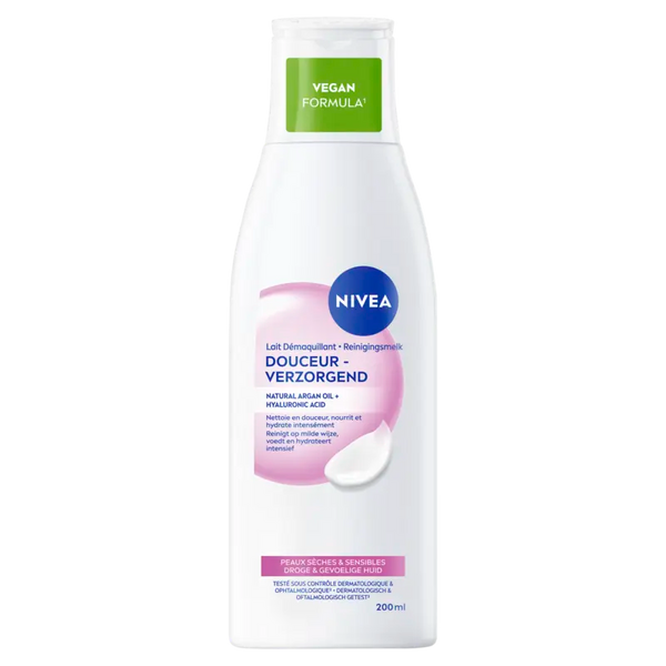 NIVEA Soothing Cleansing Milk with Almond Oil