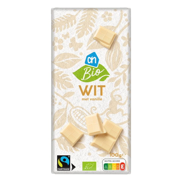 Organic white bar with bourbon vanilla