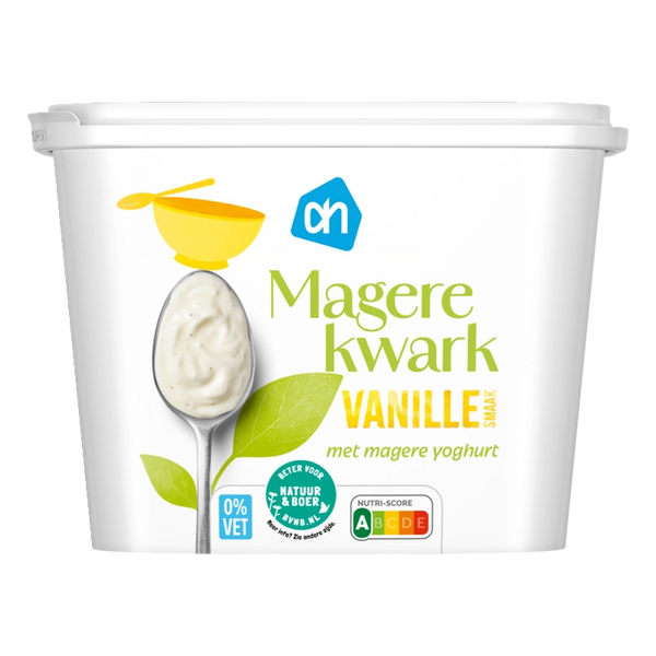 Low-fat quark with low-fat vanilla yogurt
