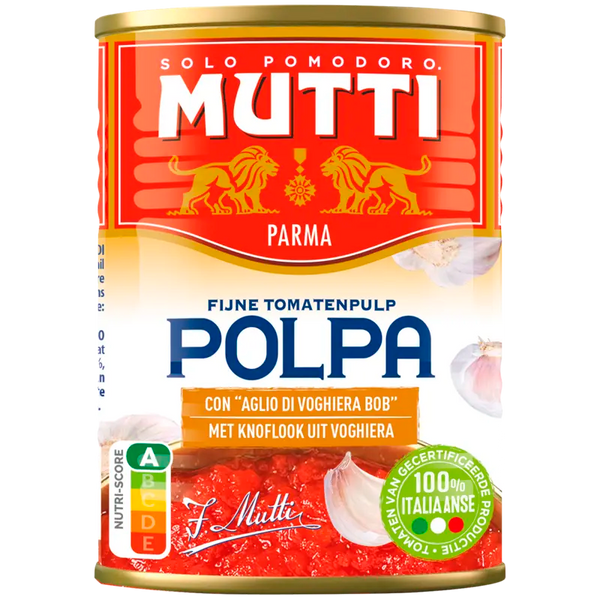 Mutti Polpa finely chopped tomatoes with garlic