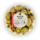 Groene olijven met basilicum