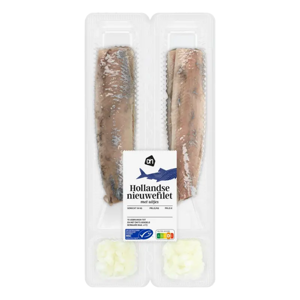 Herring fillet with onions