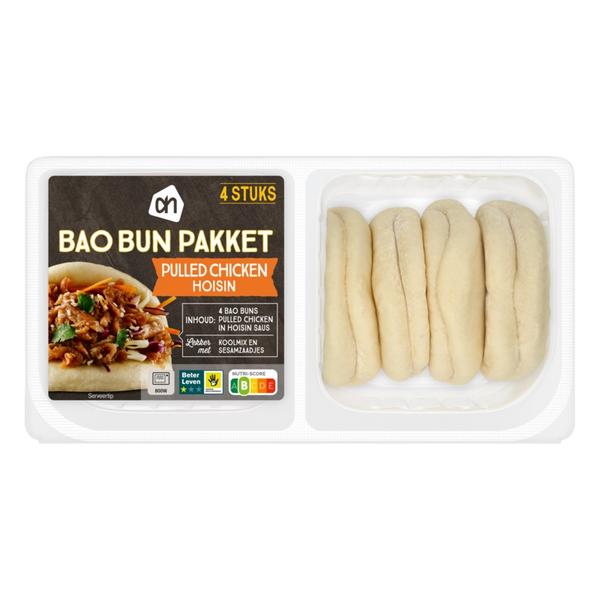 Bao bun pulled chicken