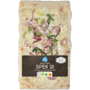Frische Pinsa mit Speck und Zwiebeln